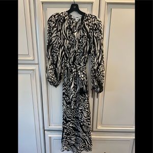 Veronica Beard NWT Kiran Wrap Silk Dress size 2